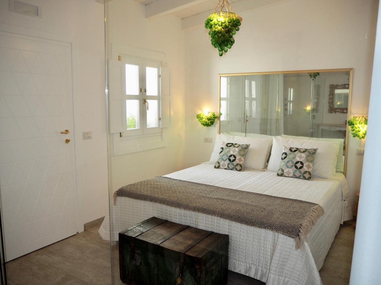 In Centro Unique Rooms Olbia Exterior foto